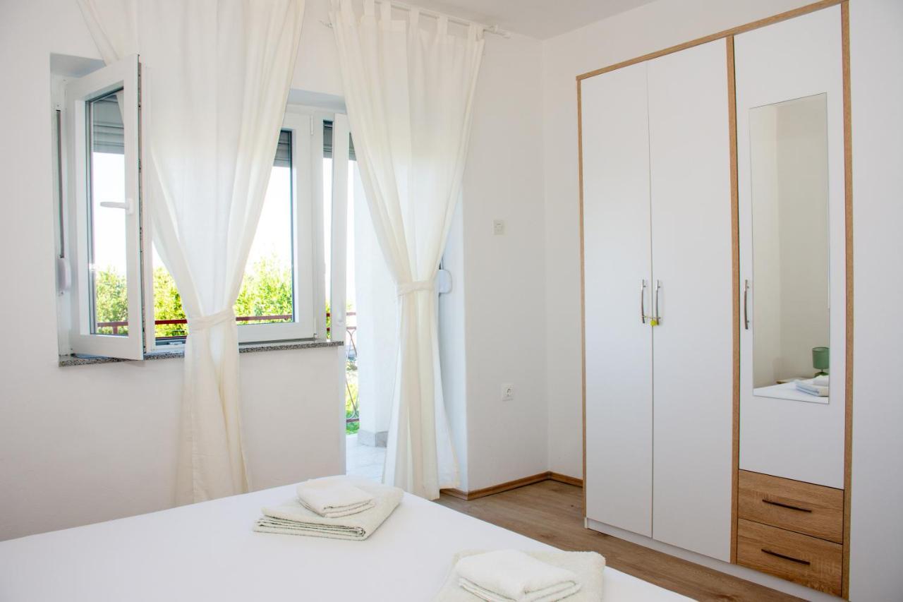 Apartamento Tomic Novi Vinodolski Exterior foto
